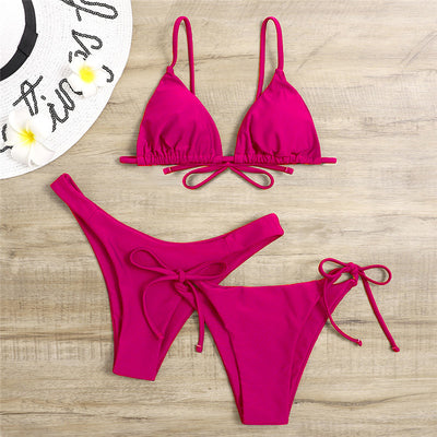 Ensemble bikini trois pièces uni